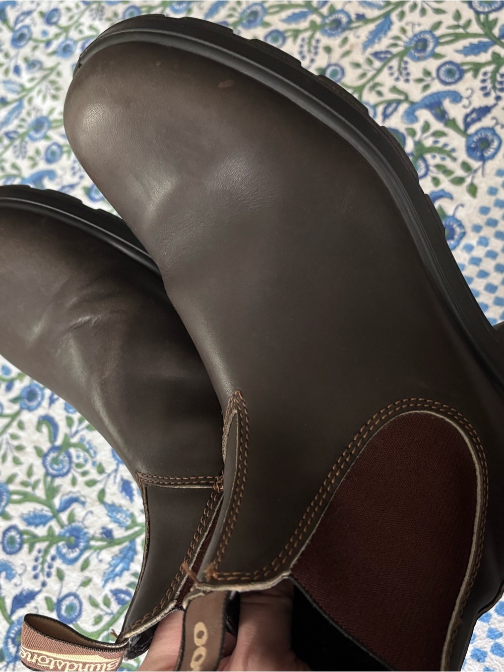 Blundstone Brown Chelsea Slip-On Boots - Picture 11 of 11